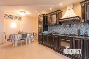 3-к квартира, вторичка, 153м2, 3/6 этаж