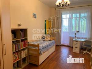3-к квартира, вторичка, 61м2, 5/5 этаж