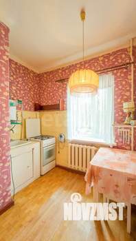 2-к квартира, вторичка, 42м2, 2/2 этаж