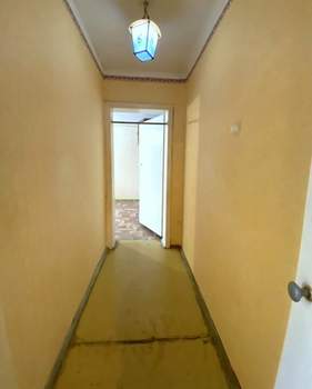 4-к квартира, вторичка, 77м2, 1/5 этаж