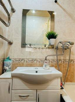 3-к квартира, вторичка, 68м2, 8/9 этаж