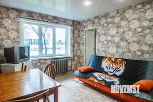 2-к квартира, вторичка, 37м2, 1/5 этаж