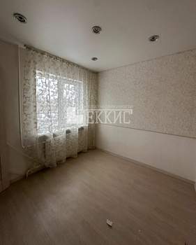 2-к квартира, вторичка, 37м2, 4/5 этаж