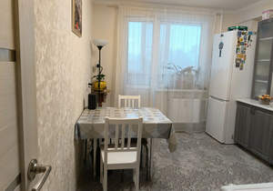 2-к квартира, вторичка, 56м2, 5/14 этаж