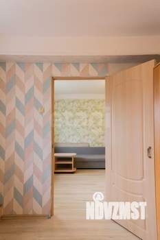 3-к квартира, вторичка, 48м2, 1/2 этаж