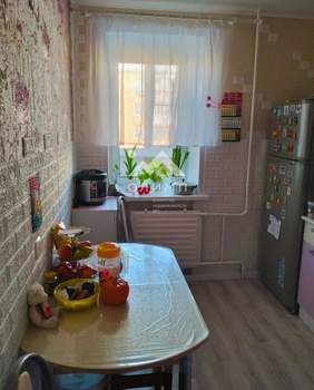 3-к квартира, вторичка, 62м2, 3/5 этаж