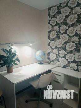 2-к квартира, вторичка, 56м2, 1/9 этаж