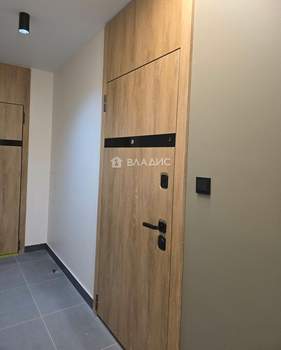 2-к квартира, вторичка, 39м2, 1/8 этаж
