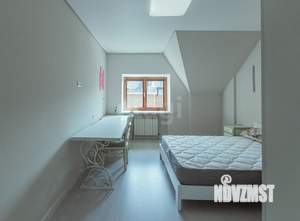 4-к квартира, вторичка, 120м2, 3/3 этаж