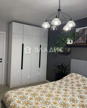 2-к квартира, вторичка, 61м2, 4/10 этаж