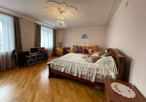 2-к квартира, вторичка, 92м2, 2/5 этаж