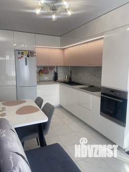 2-к квартира, вторичка, 52м2, 8/10 этаж