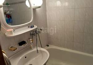 3-к квартира, вторичка, 63м2, 9/10 этаж