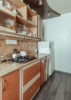 3-к квартира, вторичка, 51м2, 1/2 этаж