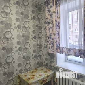 2-к квартира, вторичка, 44м2, 1/2 этаж