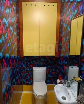 2-к квартира, вторичка, 70м2, 10/10 этаж