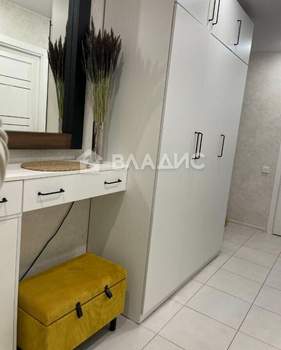 2-к квартира, вторичка, 61м2, 4/10 этаж