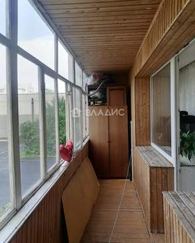 2-к квартира, вторичка, 52м2, 1/10 этаж