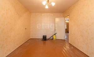 3-к квартира, вторичка, 60м2, 1/5 этаж