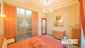 4-к квартира, вторичка, 141м2, 1/5 этаж