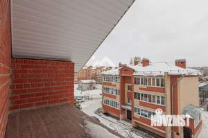 3-к квартира, вторичка, 131м2, 4/4 этаж