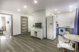 2-к квартира, вторичка, 60м2, 1/5 этаж