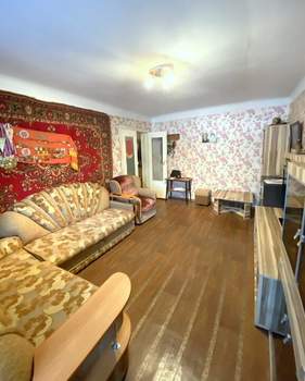 4-к квартира, вторичка, 77м2, 1/5 этаж