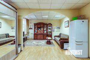 2-к квартира, вторичка, 62м2, 2/2 этаж