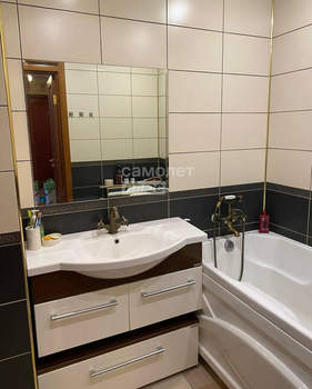 3-к квартира, вторичка, 82м2, 5/10 этаж
