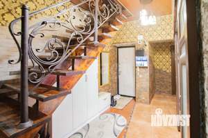 4-к квартира, вторичка, 112м2, 5/5 этаж