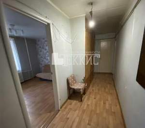 2-к квартира, вторичка, 53м2, 1/9 этаж