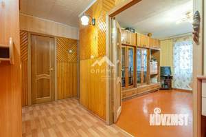 3-к квартира, вторичка, 62м2, 1/5 этаж