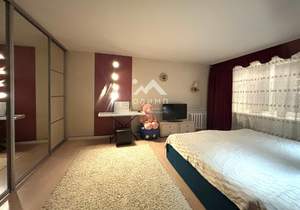 3-к квартира, вторичка, 77м2, 9/12 этаж