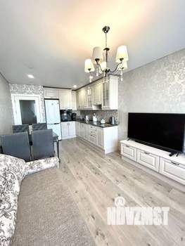 2-к квартира, вторичка, 63м2, 9/9 этаж