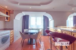 2-к квартира, вторичка, 105м2, 9/10 этаж