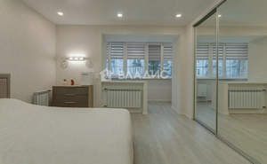 2-к квартира, вторичка, 100м2, 2/5 этаж