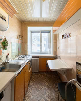 2-к квартира, вторичка, 36м2, 2/2 этаж