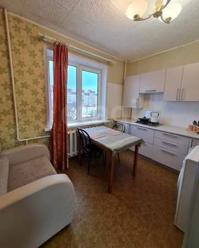 1-к квартира, вторичка, 37м2, 4/9 этаж