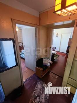 4-к квартира, вторичка, 61м2, 3/5 этаж