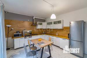 4-к квартира, вторичка, 170м2, 2/2 этаж