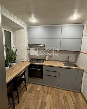 2-к квартира, вторичка, 44м2, 5/5 этаж