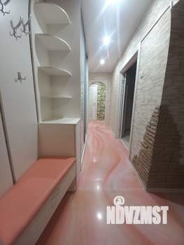 3-к квартира, вторичка, 63м2, 1/10 этаж
