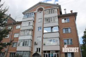 3-к квартира, вторичка, 97м2, 5/5 этаж