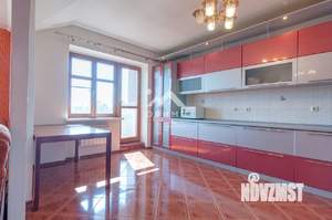 3-к квартира, вторичка, 137м2, 3/3 этаж