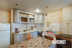 4-к квартира, вторичка, 72м2, 9/9 этаж