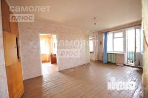 4-к квартира, вторичка, 59м2, 5/5 этаж