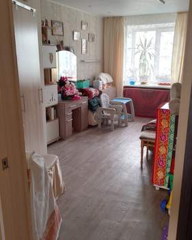 4-к квартира, вторичка, 75м2, 3/9 этаж