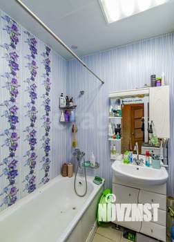 2-к квартира, вторичка, 54м2, 1/4 этаж
