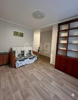 2-к квартира, вторичка, 41м2, 1/4 этаж