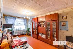 2-к квартира, вторичка, 44м2, 1/5 этаж